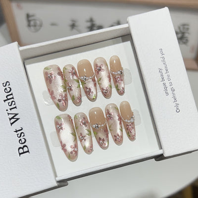 Hand-worn Nail Nude Ice Through Cat's Eye