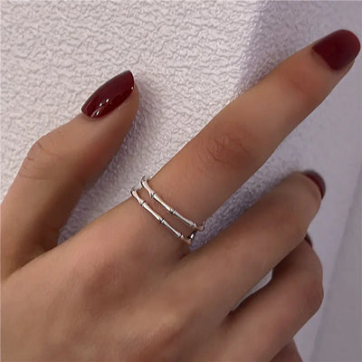 Simple Vintage Women's Fashion Ring